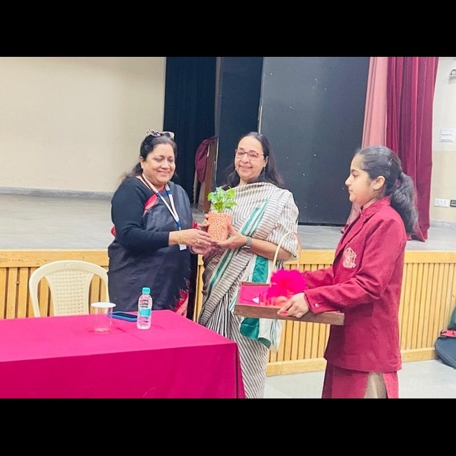 Class 7 shares its Jal Itihaas experience